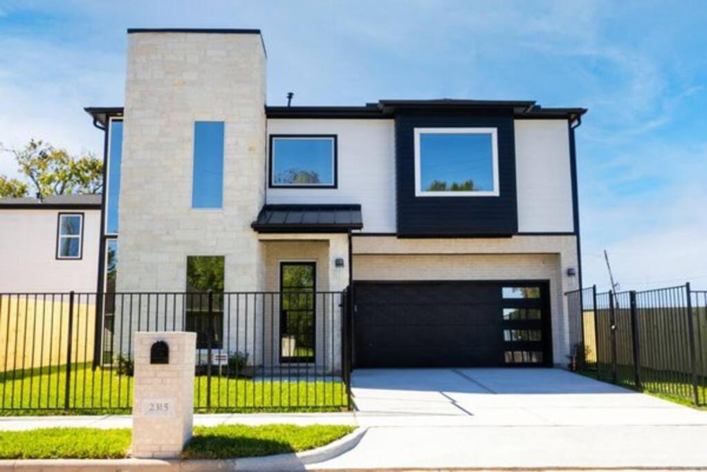 Casa vacanze Cute Cozy House Close To Major Sporting Events And Restaurants Houston